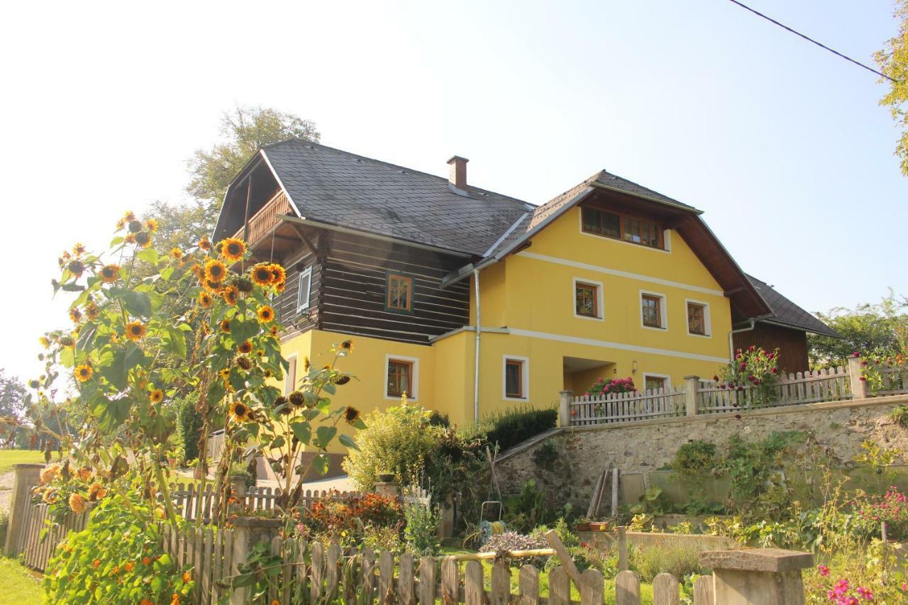 Urlaub Am Zechnerhof Lägenhet Straßburg in Kärnten Exteriör bild